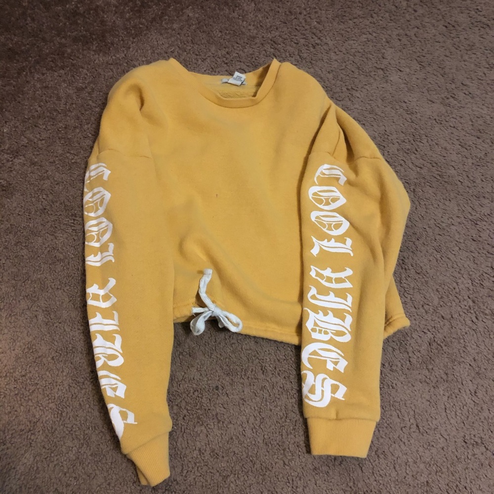 Good vibes crop sweater